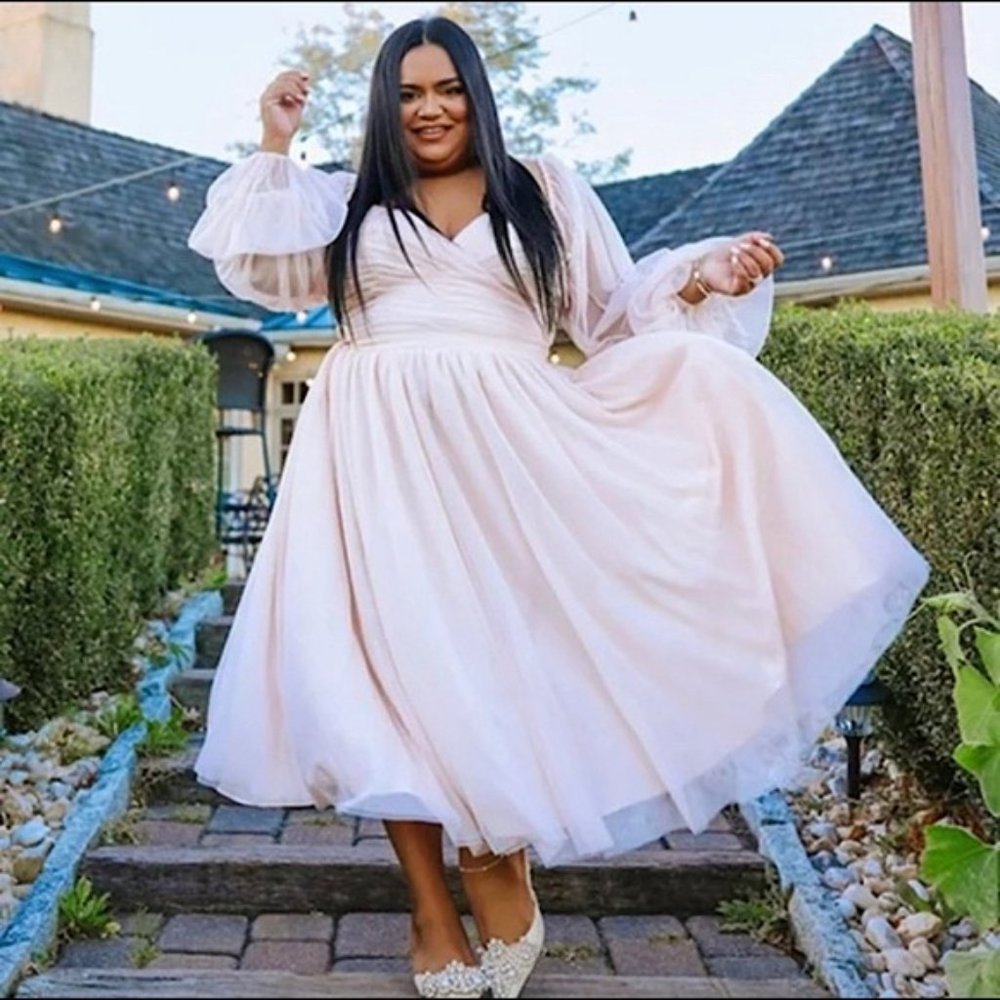 Eloquii - The Nabela Dresss Size 16